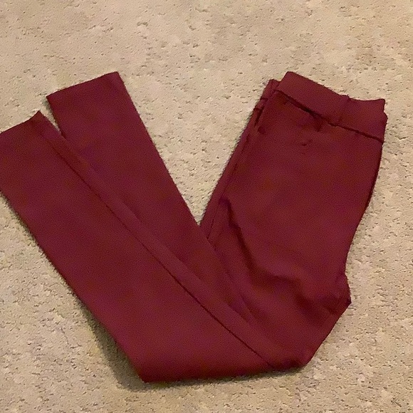 Amaryllis Denim - ❤️ AMARYLLIS burgundy 5 pocket pull on stretch jeans, SMALL